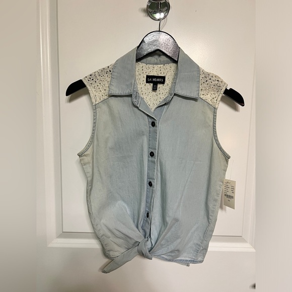 NWT LA Hearts blue sleeveless blouse size XS - Picture 1 of 10